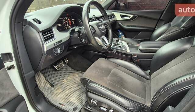 Білий Ауді Ку 7, об'ємом двигуна 2.97 л та пробігом 234 тис. км за 34500 $, фото 12 на Automoto.ua