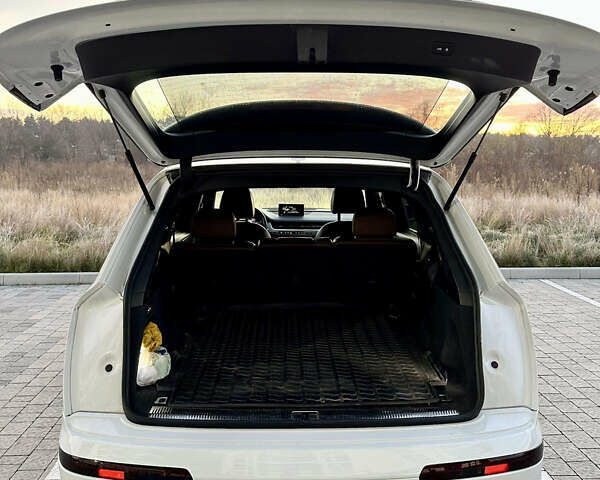 Белый Ауди Ку 7, объемом двигателя 1.98 л и пробегом 103 тыс. км за 29900 $, фото 5 на Automoto.ua