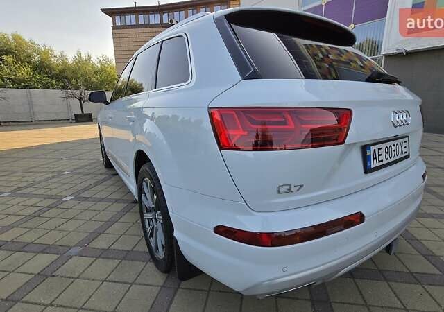 Білий Ауді Ку 7, об'ємом двигуна 3 л та пробігом 180 тис. км за 27500 $, фото 26 на Automoto.ua