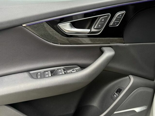 Білий Ауді Ку 7, об'ємом двигуна 3 л та пробігом 241 тис. км за 24900 $, фото 16 на Automoto.ua