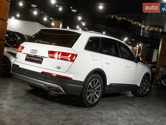 Білий Ауді Ку 7, об'ємом двигуна 2.97 л та пробігом 84 тис. км за 45900 $, фото 26 на Automoto.ua