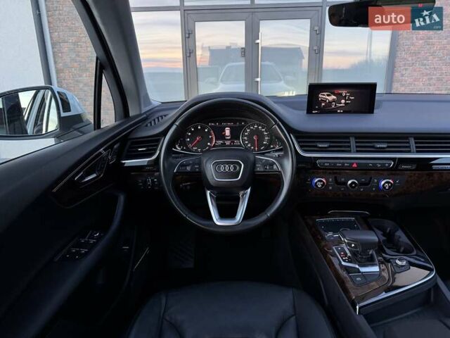 Білий Ауді Ку 7, об'ємом двигуна 3 л та пробігом 142 тис. км за 24500 $, фото 3 на Automoto.ua