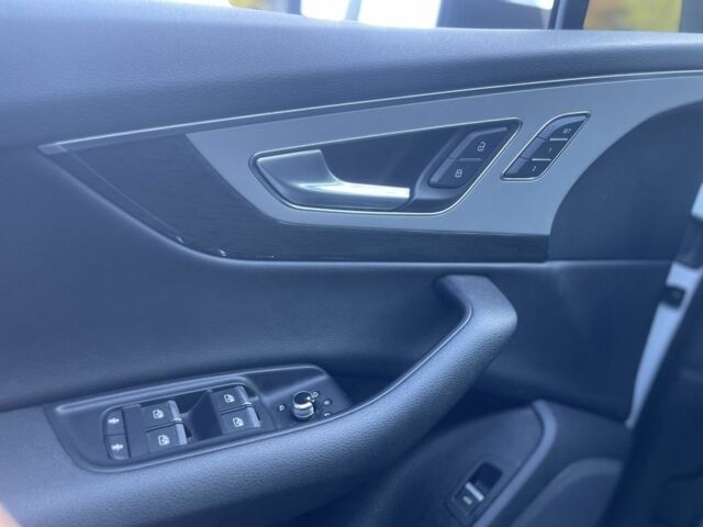 Ауди Ку 7 2017 в Киеве на Automoto.ua Белый Ауди Ку 7, объемом двигателя 3 л и пробегом 156 тыс. км за 28100 $, фото 7 на Automoto.ua