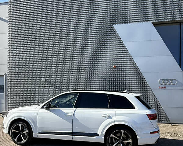 Белый Ауди Ку 7, объемом двигателя 2 л и пробегом 100 тыс. км за 41500 $, фото 6 на Automoto.ua