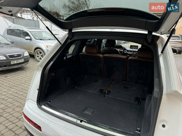 Білий Ауді Ку 7, об'ємом двигуна 3 л та пробігом 171 тис. км за 25000 $, фото 32 на Automoto.ua