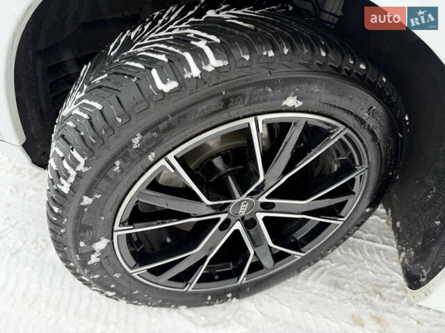 Белый Ауди Ку 7, объемом двигателя 3 л и пробегом 244 тыс. км за 27600 $, фото 33 на Automoto.ua