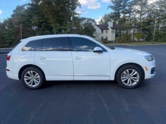 Белый Ауди Ку 7, объемом двигателя 2 л и пробегом 59 тыс. км за 17000 $, фото 7 на Automoto.ua