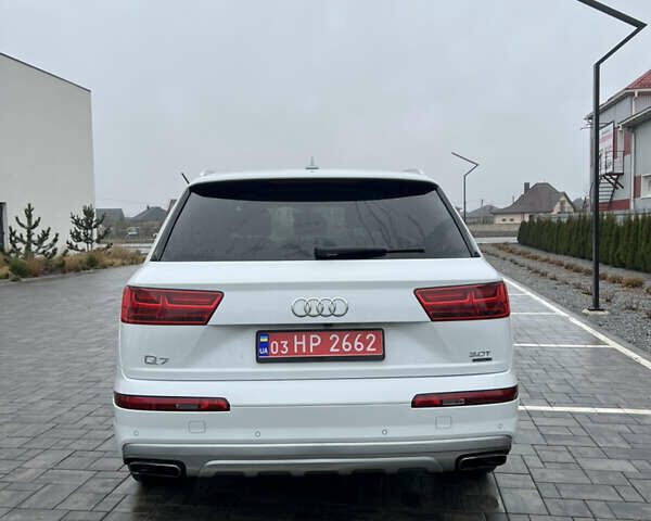 Белый Ауди Ку 7, объемом двигателя 3 л и пробегом 168 тыс. км за 25500 $, фото 3 на Automoto.ua