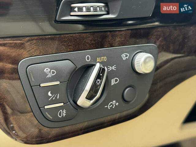 Білий Ауді Ку 7, об'ємом двигуна 3 л та пробігом 79 тис. км за 38999 $, фото 42 на Automoto.ua