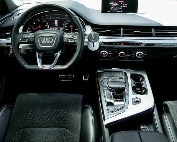 Білий Ауді Ку 7, об'ємом двигуна 2.97 л та пробігом 250 тис. км за 37500 $, фото 23 на Automoto.ua