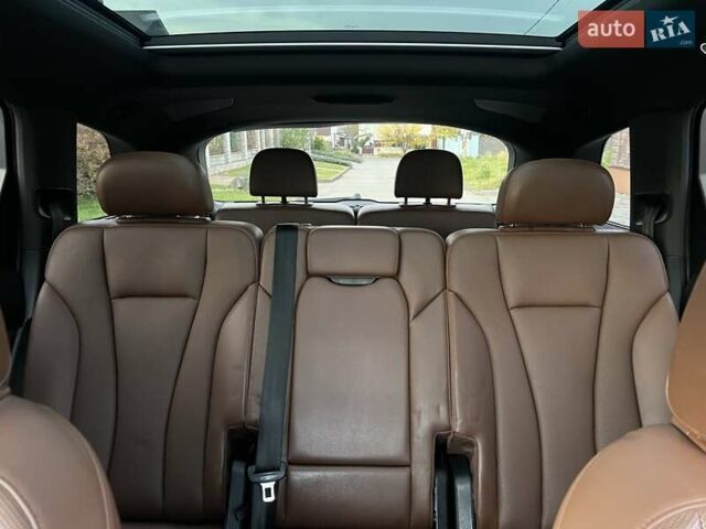 Білий Ауді Ку 7, об'ємом двигуна 2 л та пробігом 109 тис. км за 23900 $, фото 25 на Automoto.ua