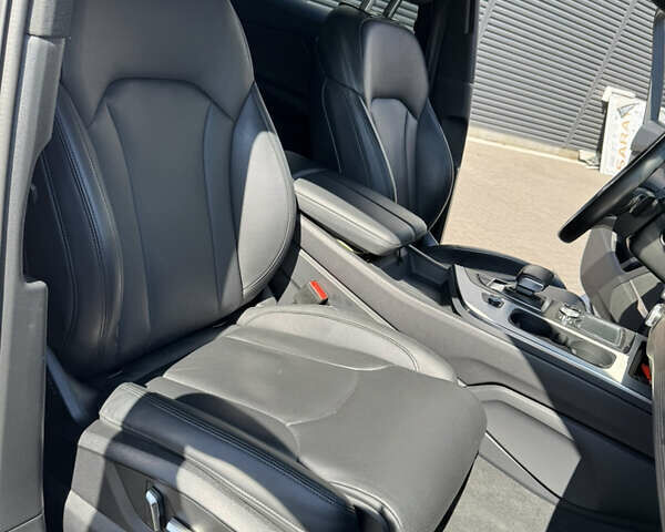 Білий Ауді Ку 7, об'ємом двигуна 2.97 л та пробігом 192 тис. км за 38800 $, фото 14 на Automoto.ua