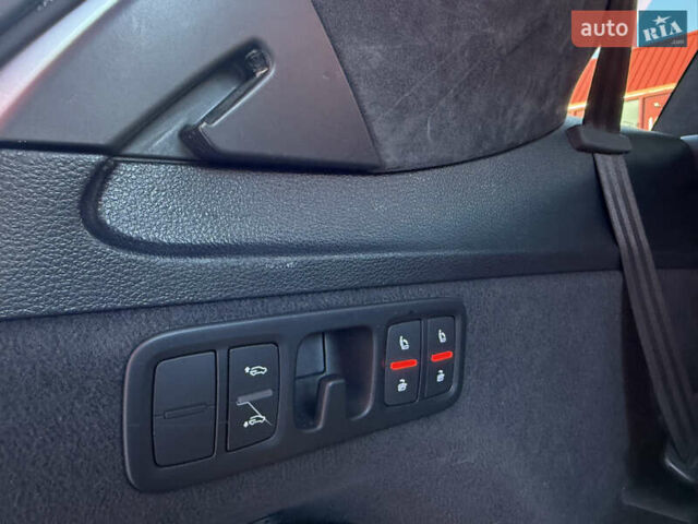 Білий Ауді Ку 7, об'ємом двигуна 3 л та пробігом 164 тис. км за 32300 $, фото 19 на Automoto.ua