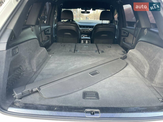 Белый Ауди Ку 7, объемом двигателя 2.97 л и пробегом 92 тыс. км за 39900 $, фото 11 на Automoto.ua