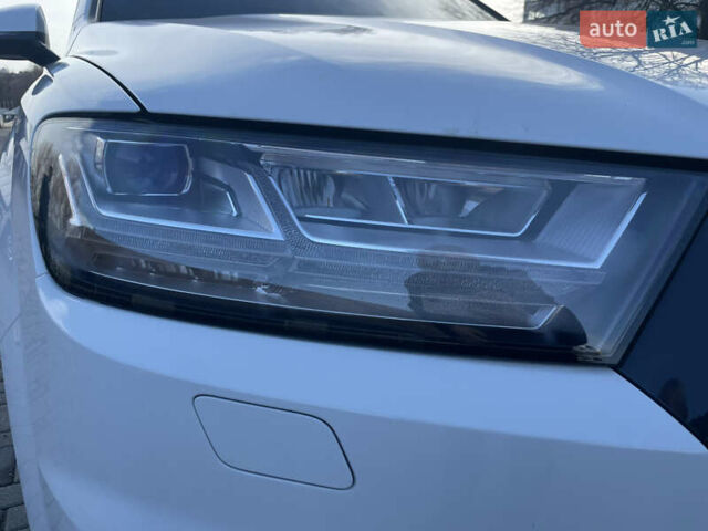 Белый Ауди Ку 7, объемом двигателя 2.97 л и пробегом 92 тыс. км за 39900 $, фото 31 на Automoto.ua