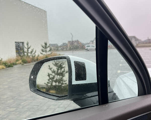 Белый Ауди Ку 7, объемом двигателя 3 л и пробегом 168 тыс. км за 25500 $, фото 13 на Automoto.ua