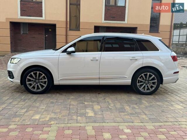Белый Ауди Ку 7, объемом двигателя 3 л и пробегом 195 тыс. км за 23500 $, фото 5 на Automoto.ua