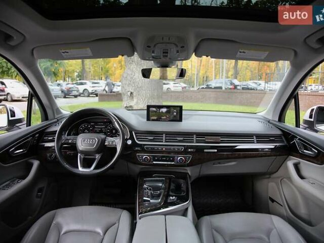 Белый Ауди Ку 7, объемом двигателя 3 л и пробегом 137 тыс. км за 37000 $, фото 13 на Automoto.ua