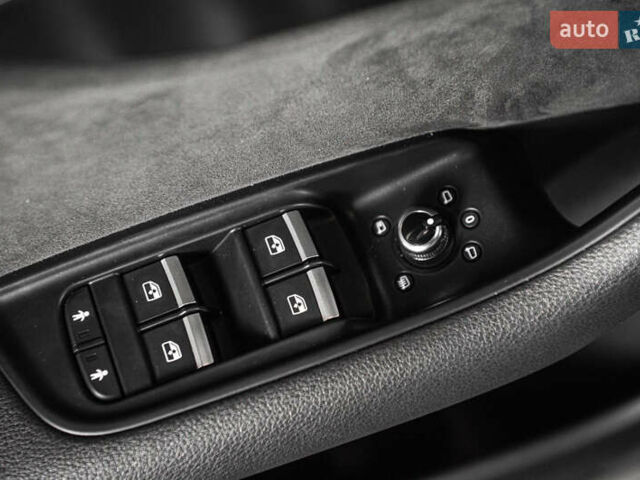 Білий Ауді Ку 7, об'ємом двигуна 2.97 л та пробігом 84 тис. км за 45900 $, фото 35 на Automoto.ua