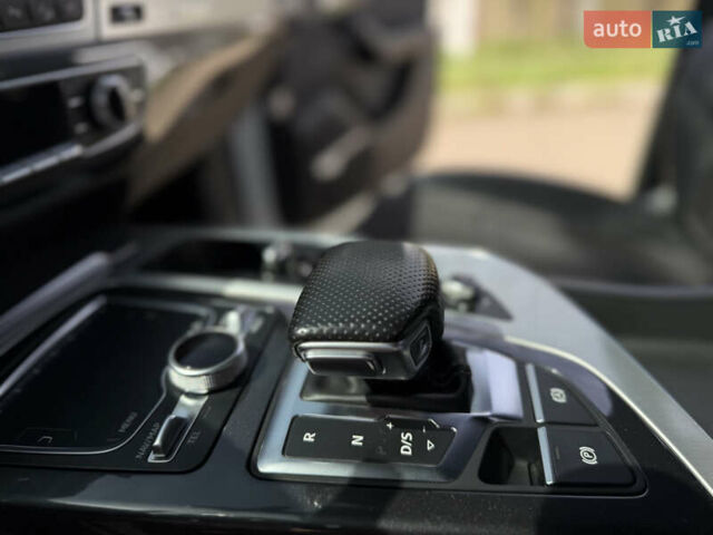 Білий Ауді Ку 7, об'ємом двигуна 3 л та пробігом 216 тис. км за 37500 $, фото 43 на Automoto.ua