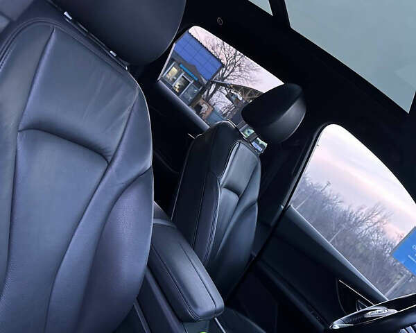 Белый Ауди Ку 7, объемом двигателя 3 л и пробегом 150 тыс. км за 25000 $, фото 11 на Automoto.ua