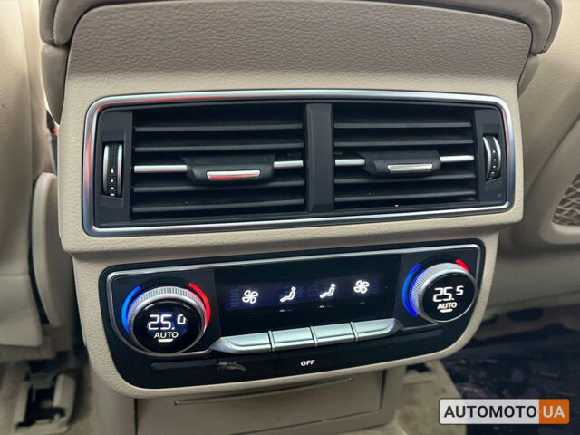 Белый Ауди Ку 7, объемом двигателя 3 л и пробегом 176 тыс. км за 29200 $, фото 24 на Automoto.ua