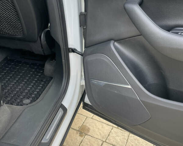 Білий Ауді Ку 7, об'ємом двигуна 3 л та пробігом 84 тис. км за 29200 $, фото 13 на Automoto.ua