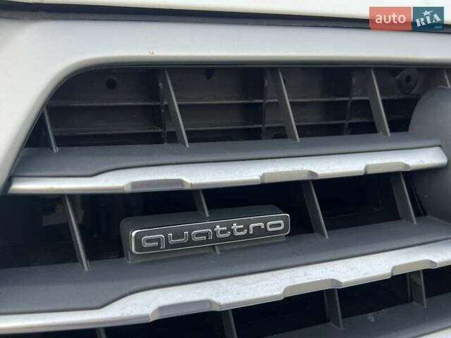 Білий Ауді Ку 7, об'ємом двигуна 2 л та пробігом 109 тис. км за 23900 $, фото 69 на Automoto.ua