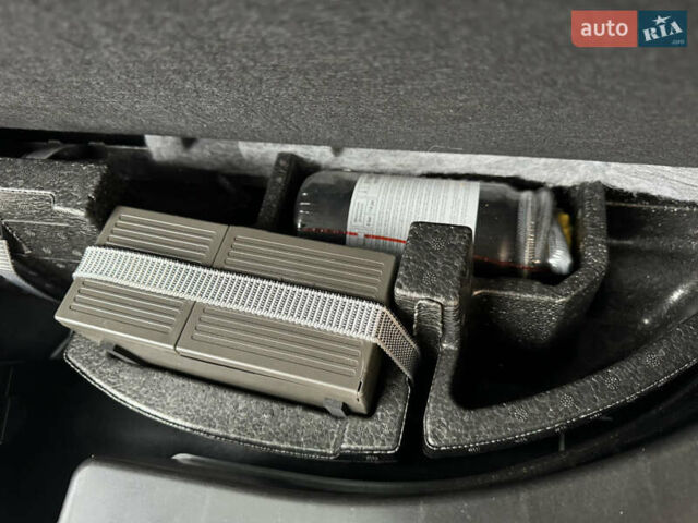 Білий Ауді Ку 7, об'ємом двигуна 3 л та пробігом 171 тис. км за 25000 $, фото 38 на Automoto.ua