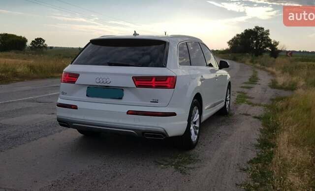 Белый Ауди Ку 7, объемом двигателя 2.97 л и пробегом 173 тыс. км за 42000 $, фото 3 на Automoto.ua