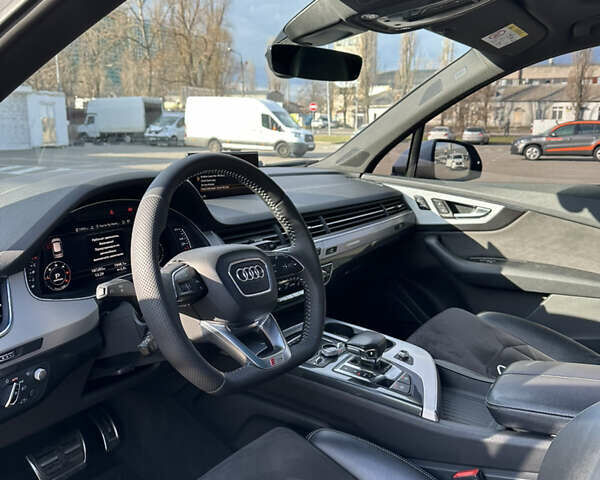 Белый Ауди Ку 7, объемом двигателя 2.97 л и пробегом 187 тыс. км за 35000 $, фото 7 на Automoto.ua
