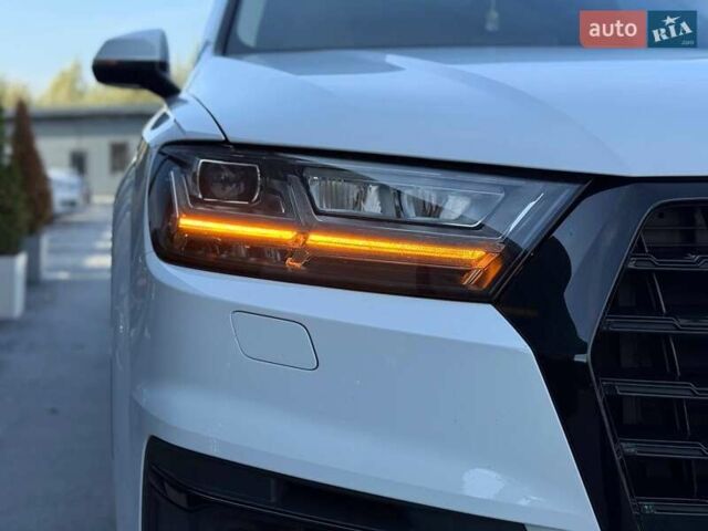 Ауді Ку 7 2017 у Рівному на Automoto.ua Білий Ауді Ку 7, об'ємом двигуна 3 л та пробігом 149 тис. км за 31000 $, фото 20 на Automoto.ua