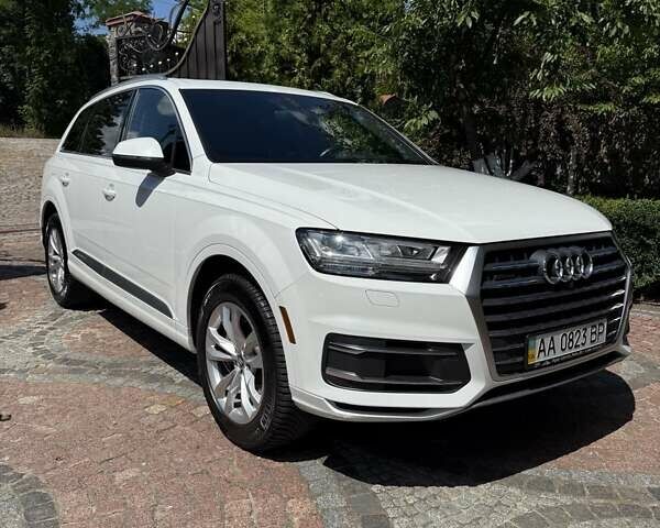 Ауді Ку 7 2017 у Києві на Automoto.ua Білий Ауді Ку 7, об'ємом двигуна 1.98 л та пробігом 108 тис. км за 36200 $, фото 7 на Automoto.ua