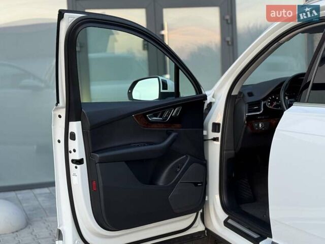 Білий Ауді Ку 7, об'ємом двигуна 3 л та пробігом 142 тис. км за 24500 $, фото 39 на Automoto.ua