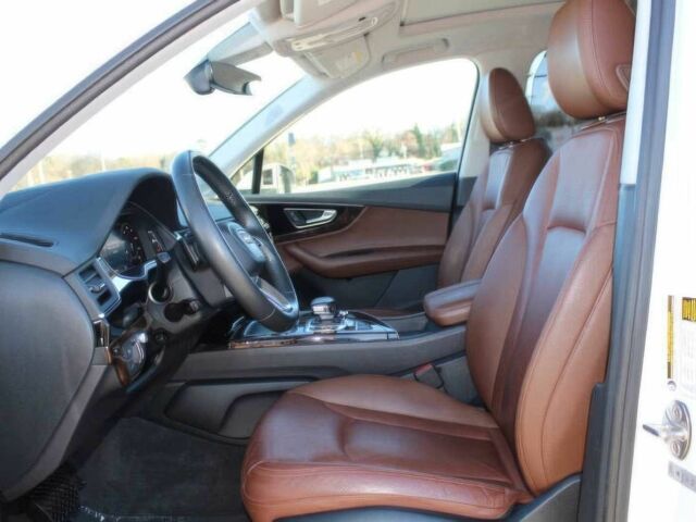 Білий Ауді Ку 7, об'ємом двигуна 3 л та пробігом 70 тис. км за 9000 $, фото 8 на Automoto.ua