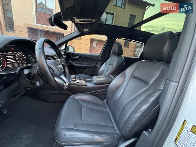 Белый Ауди Ку 7, объемом двигателя 3 л и пробегом 195 тыс. км за 23500 $, фото 25 на Automoto.ua