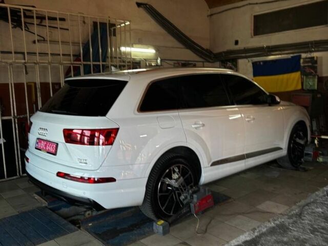 Білий Ауді Ку 7, об'ємом двигуна 3 л та пробігом 241 тис. км за 24900 $, фото 20 на Automoto.ua