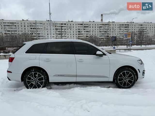 Белый Ауди Ку 7, объемом двигателя 3 л и пробегом 244 тыс. км за 27600 $, фото 36 на Automoto.ua