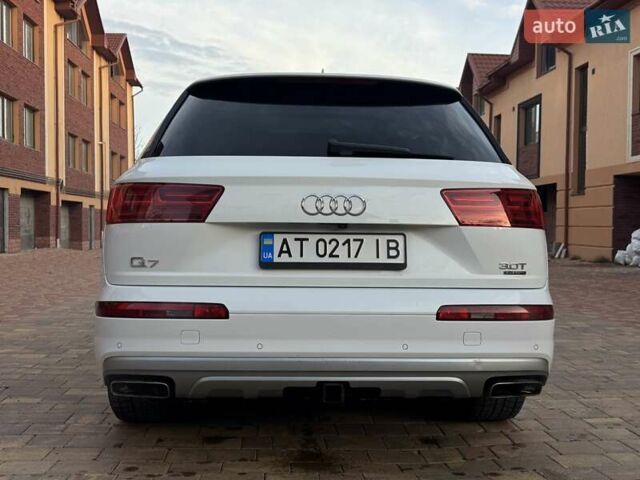 Белый Ауди Ку 7, объемом двигателя 3 л и пробегом 195 тыс. км за 23500 $, фото 12 на Automoto.ua