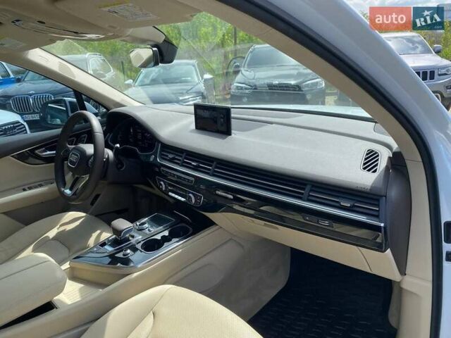Белый Ауди Ку 7, объемом двигателя 3 л и пробегом 113 тыс. км за 34500 $, фото 10 на Automoto.ua