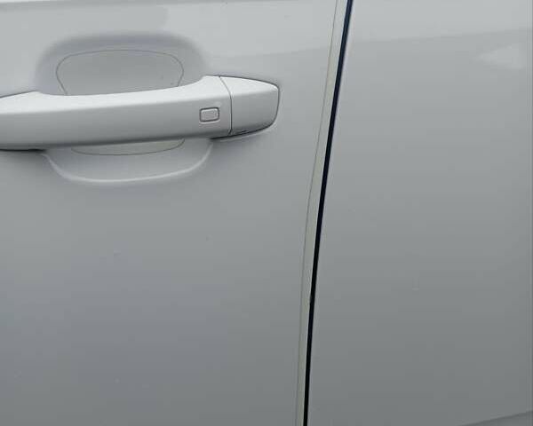 Белый Ауди Ку 7, объемом двигателя 3 л и пробегом 141 тыс. км за 28400 $, фото 8 на Automoto.ua