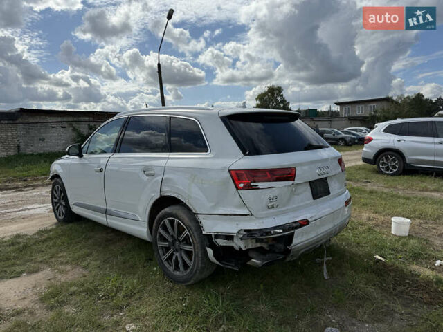 Белый Ауди Ку 7, объемом двигателя 3 л и пробегом 196 тыс. км за 16000 $, фото 5 на Automoto.ua
