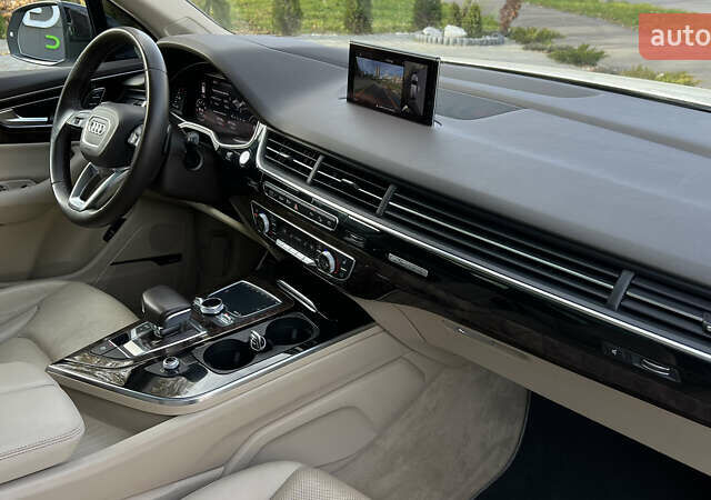 Білий Ауді Ку 7, об'ємом двигуна 3 л та пробігом 167 тис. км за 23500 $, фото 46 на Automoto.ua