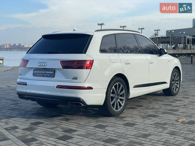 Белый Ауди Ку 7, объемом двигателя 2.97 л и пробегом 92 тыс. км за 39900 $, фото 10 на Automoto.ua