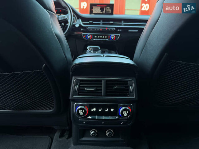 Білий Ауді Ку 7, об'ємом двигуна 3 л та пробігом 164 тис. км за 32300 $, фото 13 на Automoto.ua