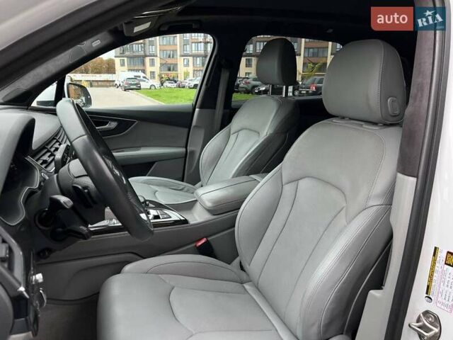 Белый Ауди Ку 7, объемом двигателя 3 л и пробегом 115 тыс. км за 32999 $, фото 33 на Automoto.ua