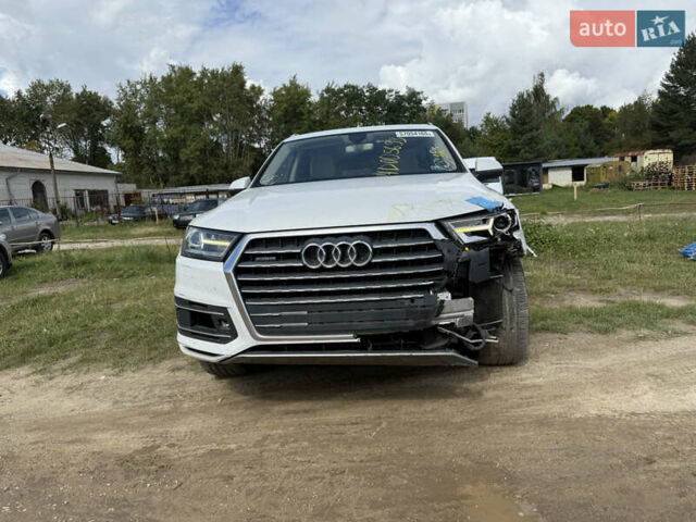 Белый Ауди Ку 7, объемом двигателя 3 л и пробегом 196 тыс. км за 16000 $, фото 8 на Automoto.ua