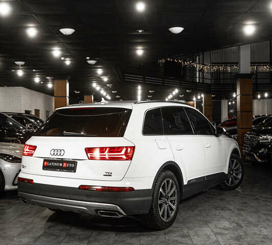 Білий Ауді Ку 7, об'ємом двигуна 2.97 л та пробігом 84 тис. км за 45900 $, фото 24 на Automoto.ua