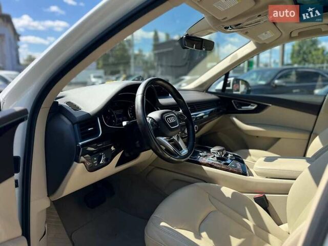 Білий Ауді Ку 7, об'ємом двигуна 3 л та пробігом 181 тис. км за 24000 $, фото 5 на Automoto.ua