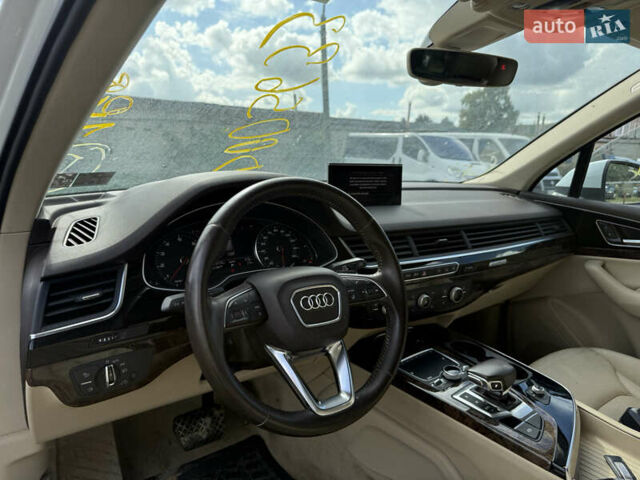 Белый Ауди Ку 7, объемом двигателя 3 л и пробегом 196 тыс. км за 16000 $, фото 12 на Automoto.ua